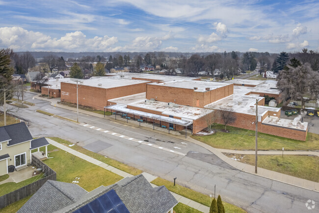 Hope Middle School, Aerial