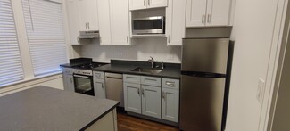 3030 N Sheridan Rd, Chicago, IL 60657