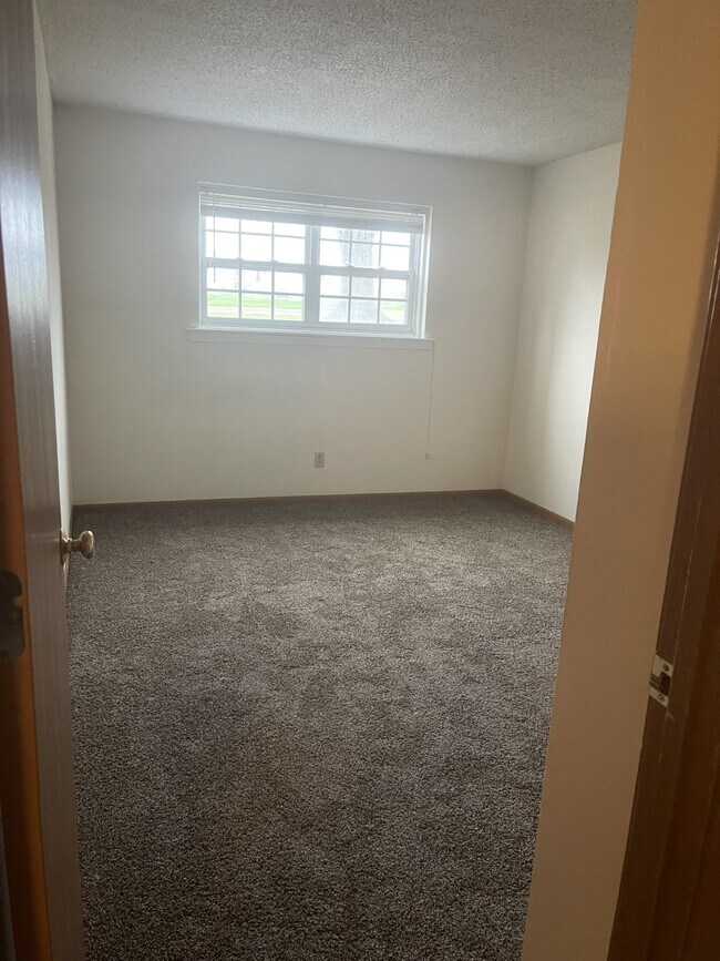 1648 Towne Dr unit E, Columbia, MO 65202 - photo 5