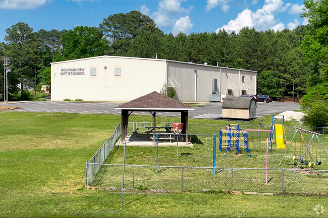 Mountain View Baptist School is a priviate school located in the Birmingham Alabama area.