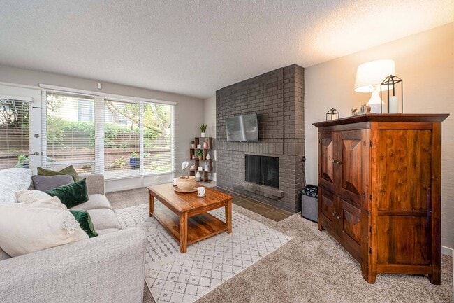 The Regent at Bellevue Way Apartments, Bellevue, WA 98004 - photo 6