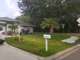 2058 Old Trenton Ln, Sarasota, FL 34232