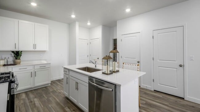 7558 S Opal Mountain Way, West Jordan, UT 84081 - photo 2