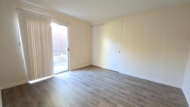 530 N Wilson Ave unit 2, Pasadena, CA 91106 - photo 6