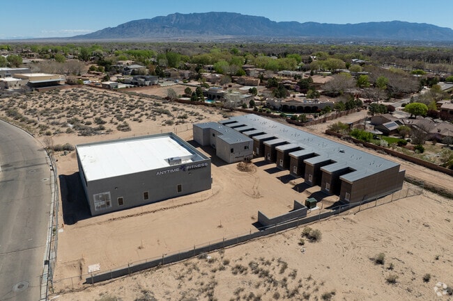 9368 Valley View Dr NW, Albuquerque, NM 87114 - photo 3