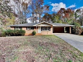 2926 Pine Hill Dr NW, Kennesaw, GA 30144