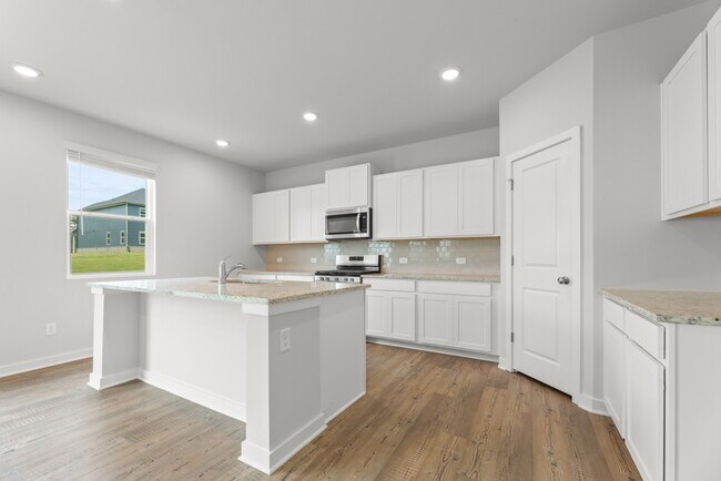 5258 Mulberry Creek Way, Flowery Branch, GA 30542 - photo 7