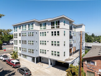 1415 SE Pardee St Unit 408, Portland, OR 97202