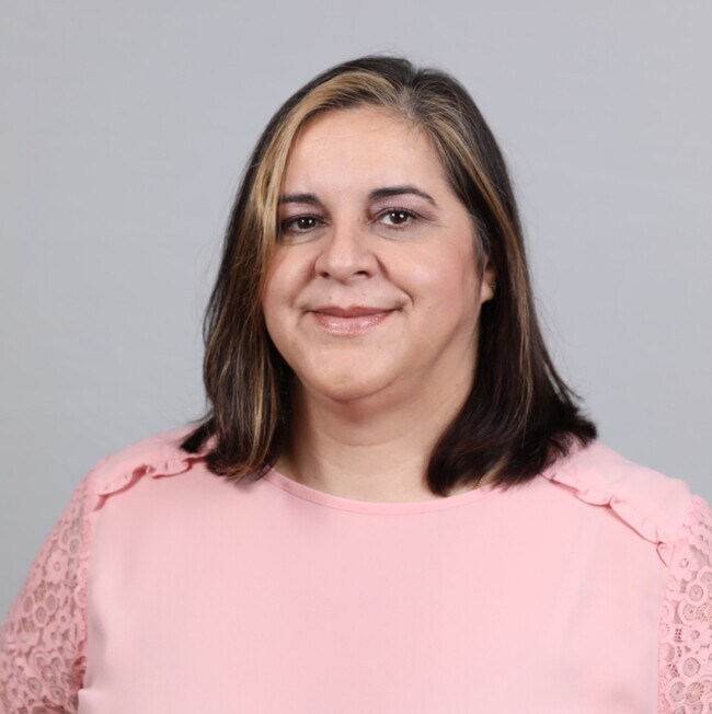 Gloria Henriques