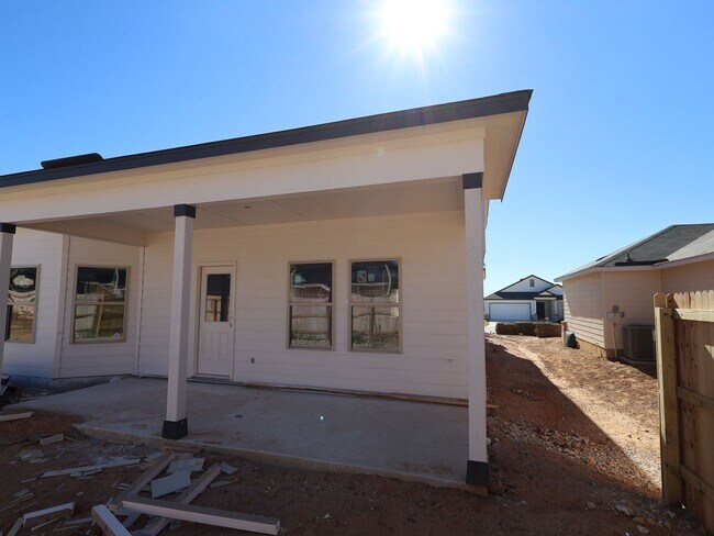 1152 Limestone Ridge, Seguin, TX 78155 - photo 5