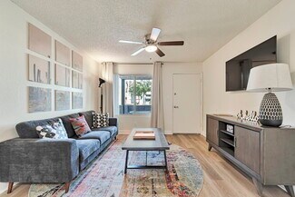 125 S Dobson Rd, Chandler, AZ 85224