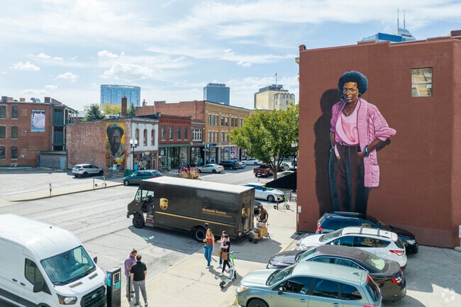 Near Northside locals can enjoy all the art and culture of the areas surrounding Indianapolis.