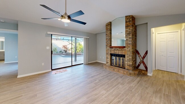 1932 Maple Cir unit 32A, Tavares, FL 32778 - photo 2