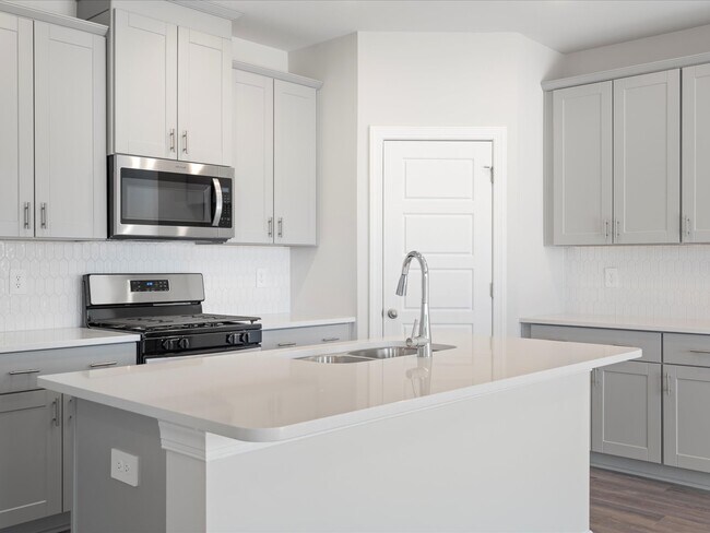 789 Treeline Rd, Moore, SC 29369 - photo 6