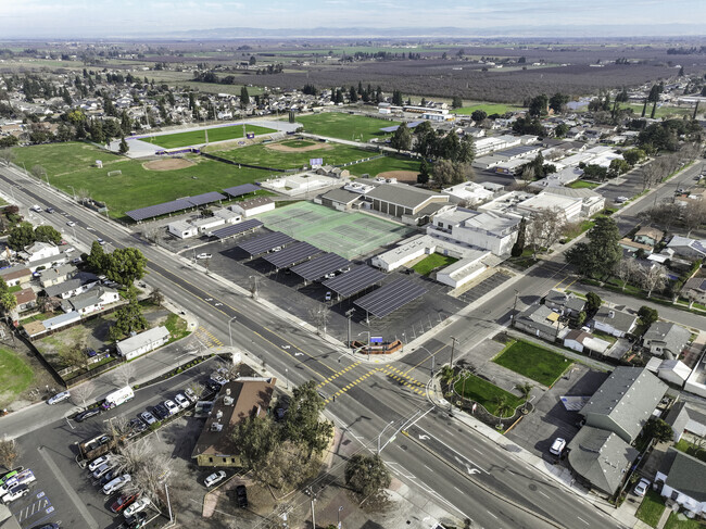 Escalon High School in Escalon Sits on several acres.