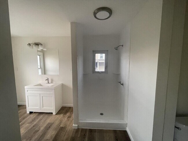 2350 Logan St, Harrisburg, PA 17110 - photo 5