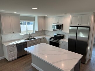 6300 E Colorado St, Long Beach, CA 90803