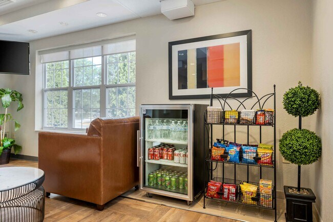 2185 Marriott Dr, West Dundee, IL 60118 - photo 6