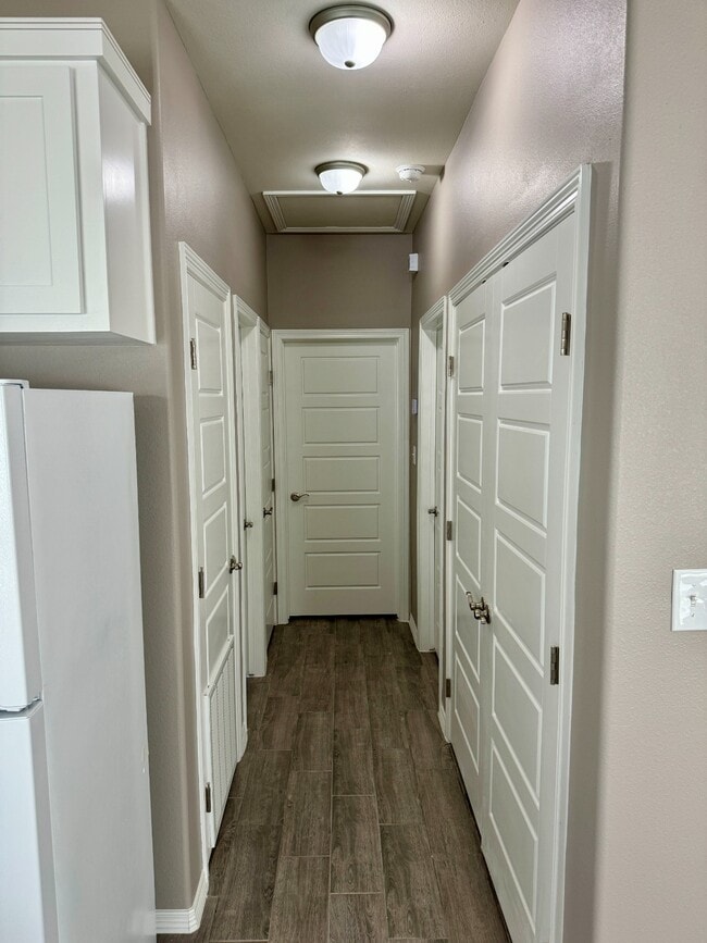 802 E Starr St unit D, Mercedes, TX 78570 - photo 4