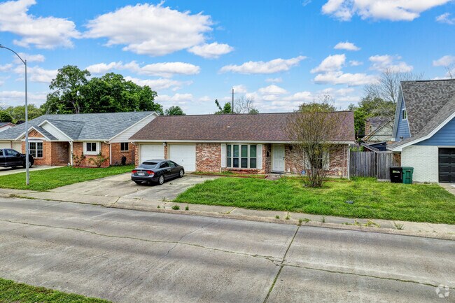 Architectural styles in Pearland vary, reflecting the area's rich history and diverse population