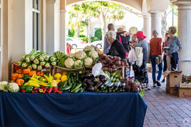 Verona Walk town center offers farmer's markets, community events, shops and more.