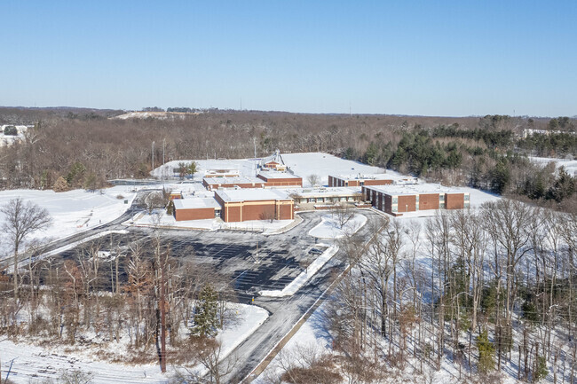 Joppatowne High School has a student-teacher ratio of 15 to 1