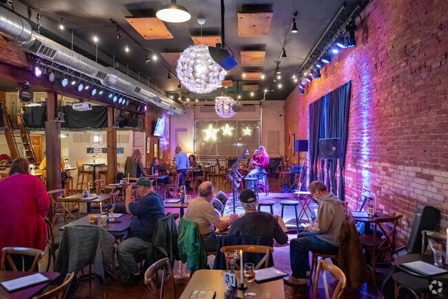 Urban Beat in Old Town features live music near Knollwood Willow.