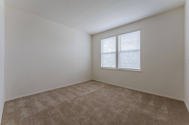 Terra Vista, Chula Vista, CA 91913 - photo 7