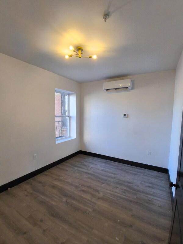 11 Thomas St unit 1BB, Newark, NJ 07114 - photo 4
