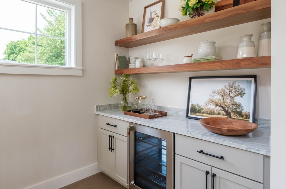 Larkwood Realtor35.jpg