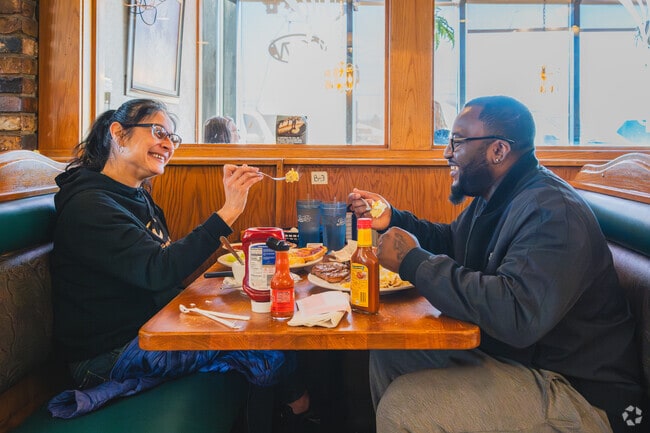 Glenwood Park residents choose Lakeside Cafe as the local hotspot for breakfast.