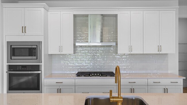 18119 Cresswind Terrace, Bradenton, FL 34211 - photo 6