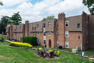 200 Meadowbrook Dr, Huntingdon Valley, PA 19006