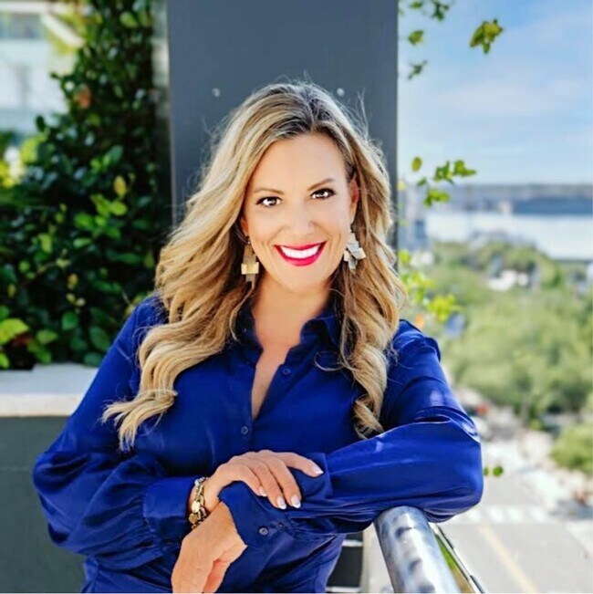Melissa McNeil