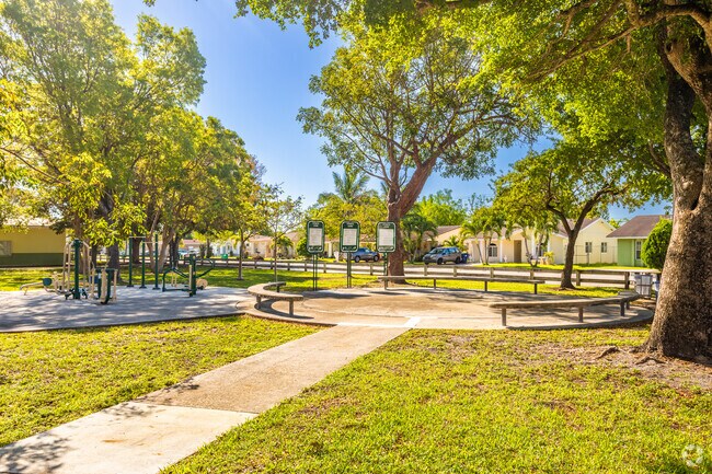 About West Perrine Schools, Demographics, Things to Do