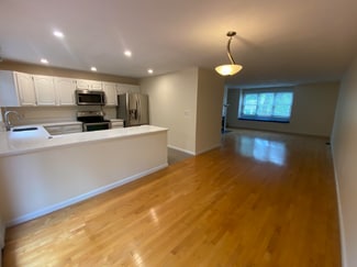 1047 Washington St, Newton, MA 02465