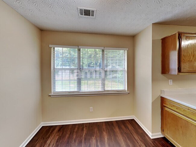 4689 Rippling Brook Ct, Norcross, GA 30093 - photo 5