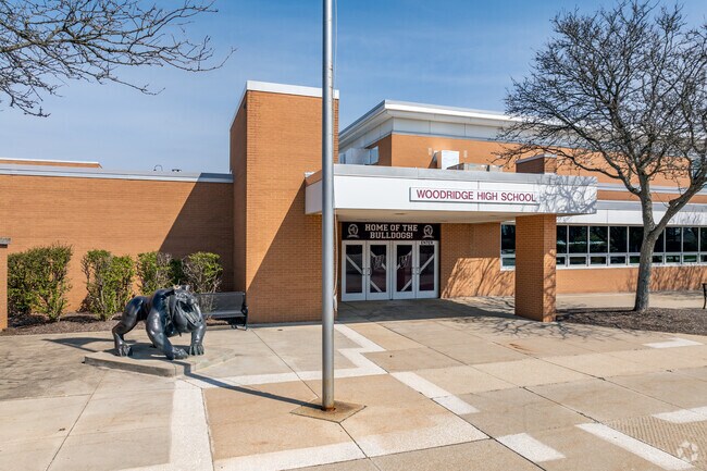 Woodridge High School is home to the Bulldogs.