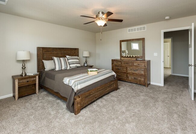 18218 Iltis Ln unit 36447997, Clive, IA 50325 - photo 5