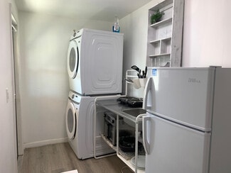 2131 Arthur St, Hollywood, FL 33020