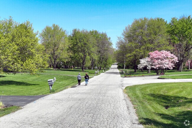 The Glendale neighborhood is located northeast of downtown just off of I-65 and I-70.