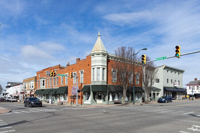 The Streetscape of Reading Road.