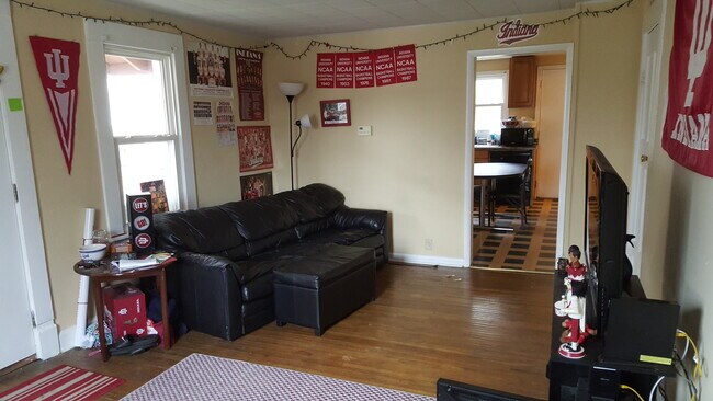 1120 N Lincoln St, Bloomington, IN 47408 - photo 5