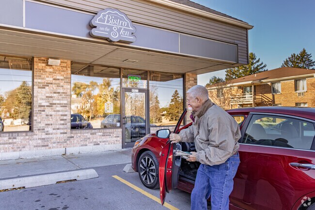 Retail and dining at Bayshore serve the Nicolet community.