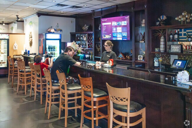 The Grapevine offers American comfort food in Valley Falls.