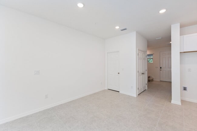 1427 Alston Bay Blvd, Apopka, FL 32703 - photo 3