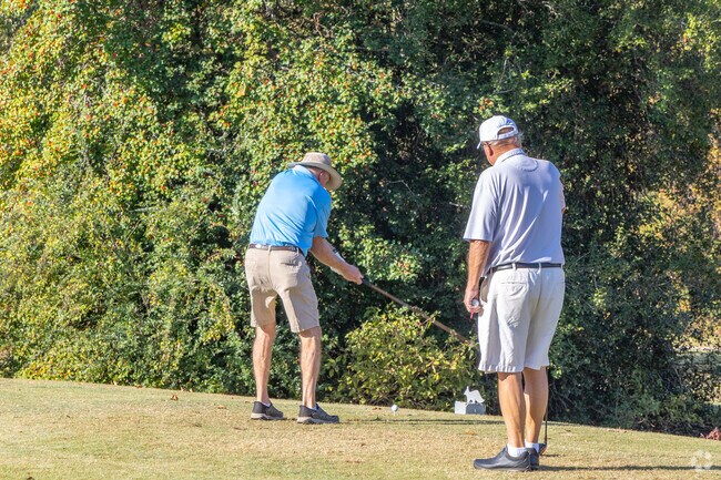 Not far from Lydia, Fox Creek Golf Club offers terrific views and challenging play for golfers.