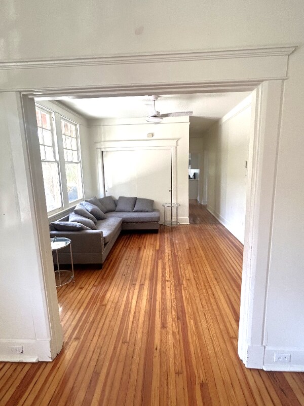 1031 Broadway St, New Orleans, LA 70118