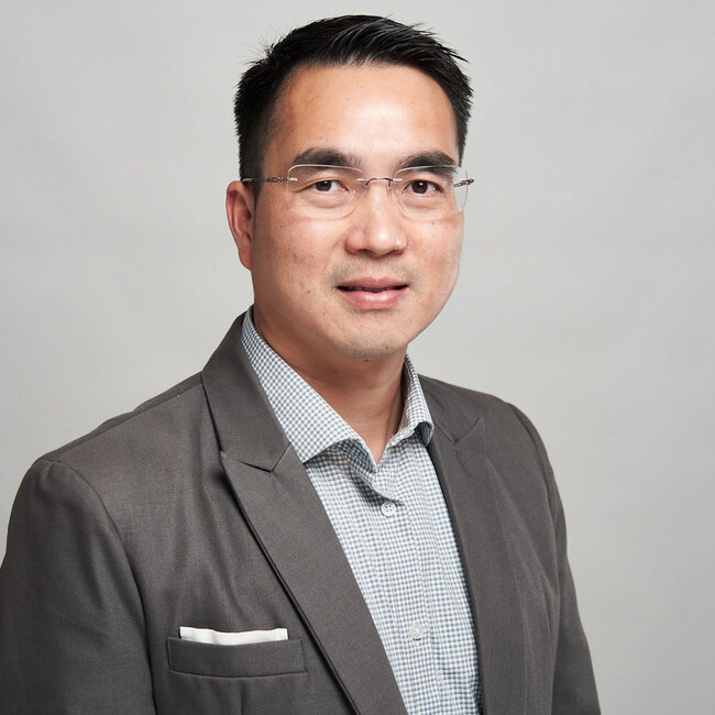 Agent Photo