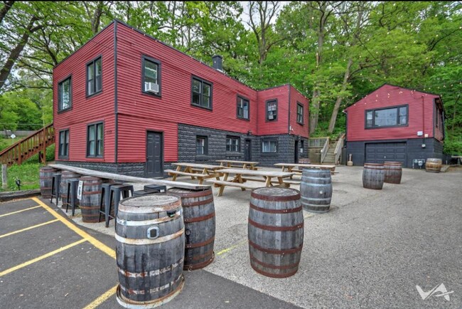 117 Nippersink Blvd unit 401, Fox Lake, IL 60020 - photo 5